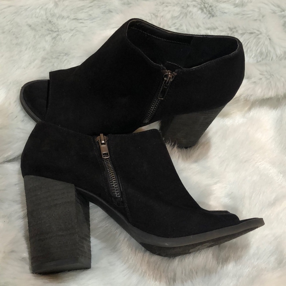 Carlos Santana Open-toe Booties
